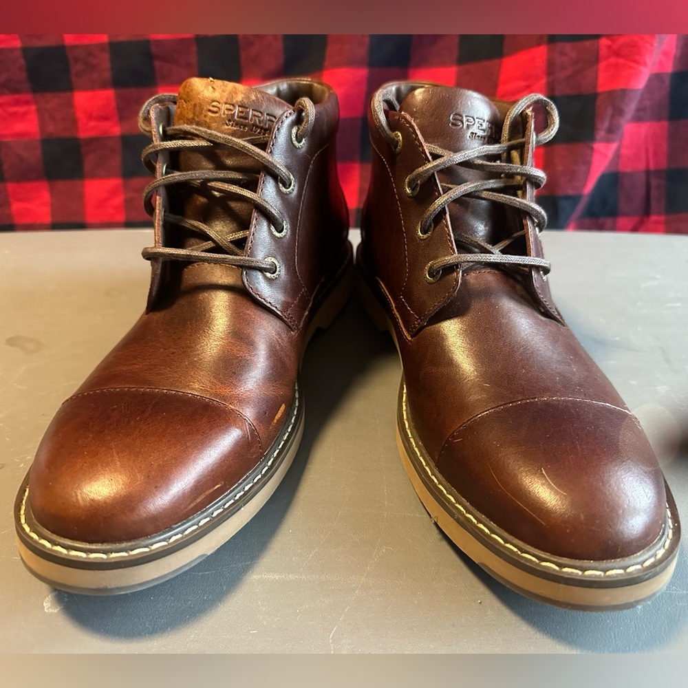 Sperry Men’s Leather Boot Size 8M (Pre-owned)